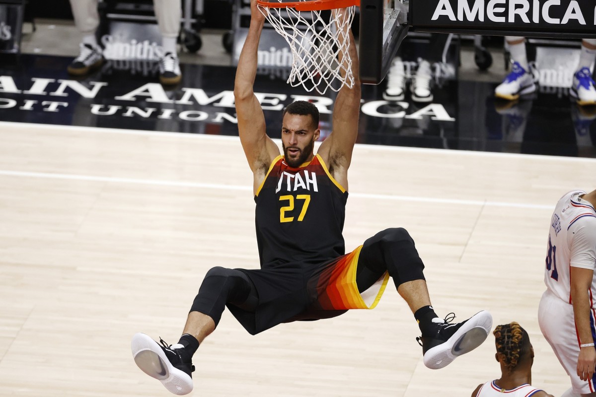 Rudy Gobert (27) with a two-handed dunk against the Philadelphia 76ers